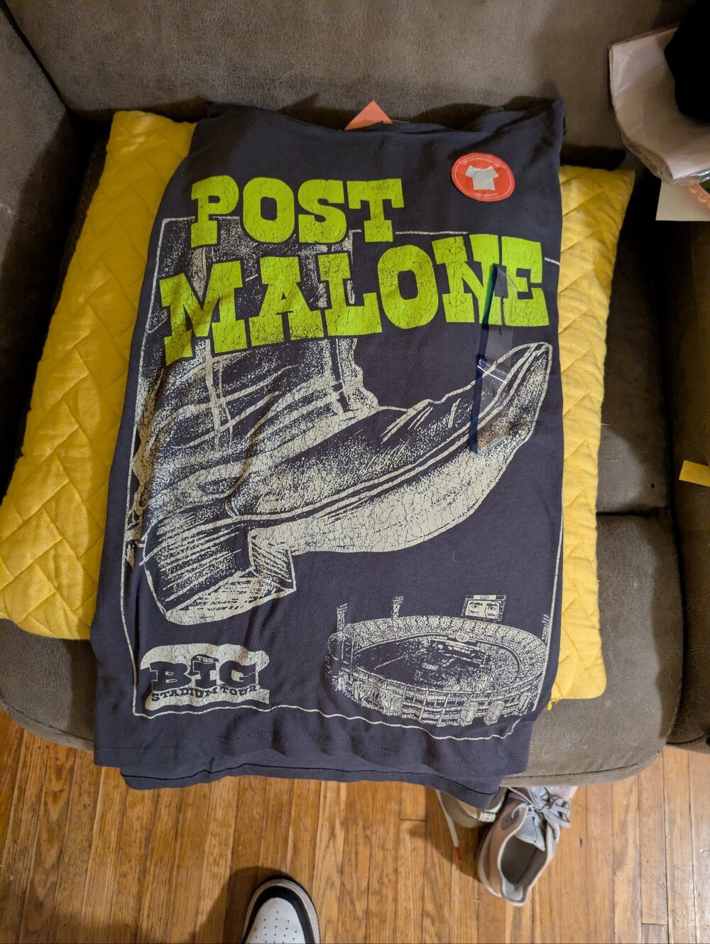 Graphic T‑Shirt in Neon Green Print